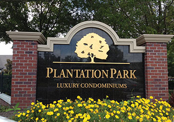0515-plantationsign-article-secondary-pic